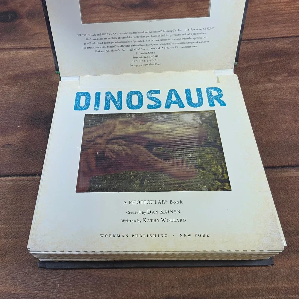 Workman Publishing Dinosaur Photicular Book Kids OS Gray Excellent Motion Art